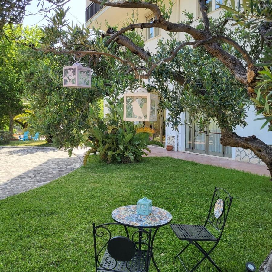 Hotel Parco Delle Rose Acquappesa Ngoại thất bức ảnh